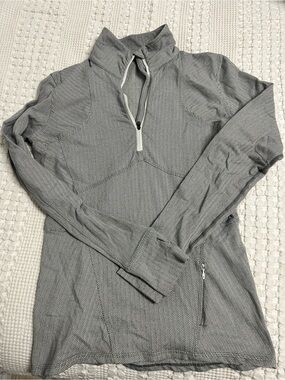 Women’s Lulu grey Sweater